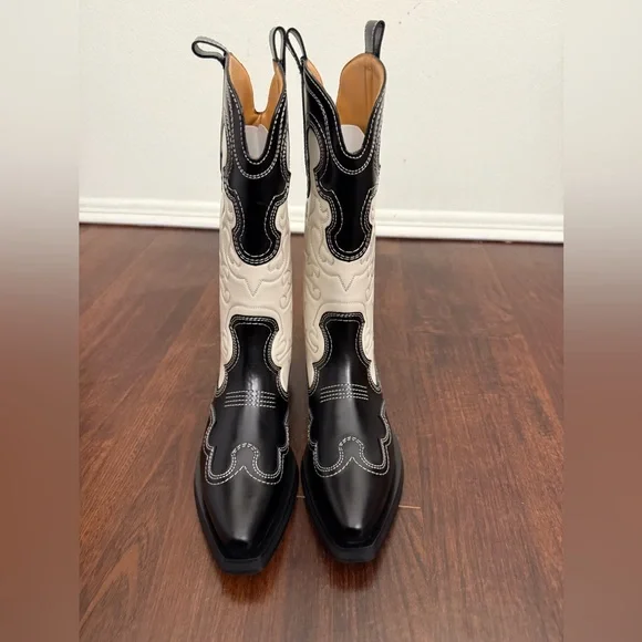 NWT GANNI  Mid Shaft Embroidered Western Cowboy Boots in Black/Egret Sz US 8 - Picture 7 of 17